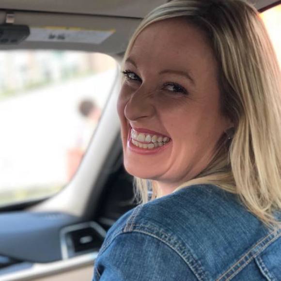 Meet your Posher, Gillian - Picture 1 of 1